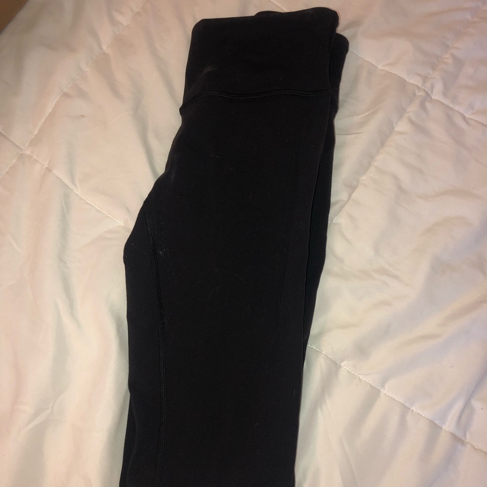 classic black LULULEMON leggings